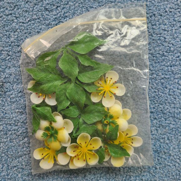 Pastel Springtime Easter Gift Bag and Party Decor Bundle Spring Easter Decor - Picture 8 of 10